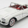 1:18 Chevrolet Corvette 1958 (snowcrest white)