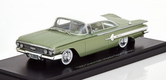 1:43 CHEVROLET Impala Sport Coupe 1960 Metallic Light Green/White
