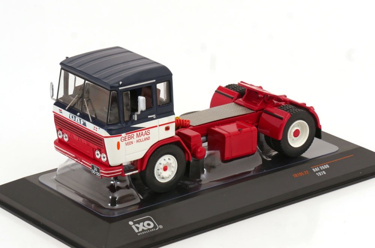 1:43 седельный тягач DAF 2600 "Gebr. Maas" 1970 Blue/White/Red 