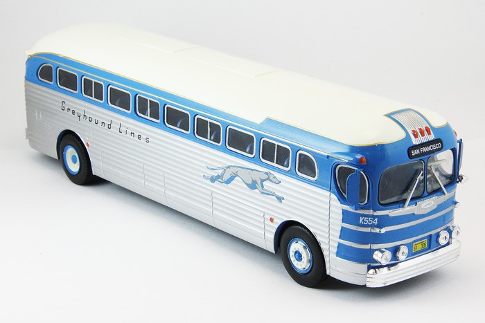 1:43 автобус GMC PD-3751 "GREYHOUND LINES" USA 1947 Blue/Silver